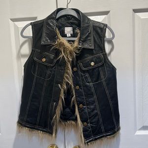 Wilsons Leather Maxima Leather Vest with Faux Fur